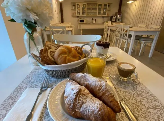 Apartament Mandula *