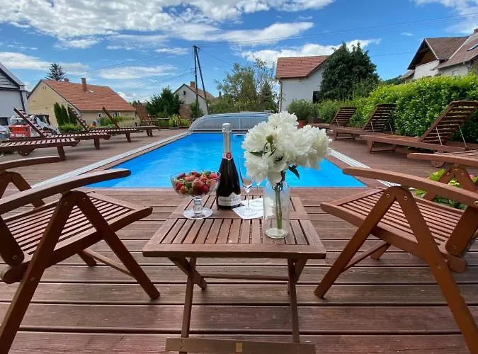 Apartament Mandula *